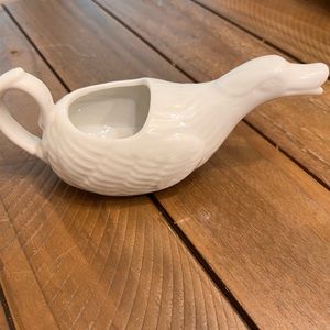 Adorable duck creamer